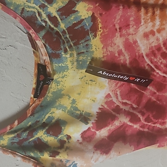 Multi color midi dress. Adjustable strap. New with tags - Picture 3 of 4